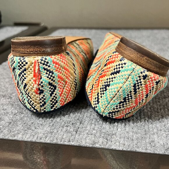 Vince Camuto Lilliana Flats Chevron Aztec Slip On Women's 7 B Multicolor - Picture 2 of 12